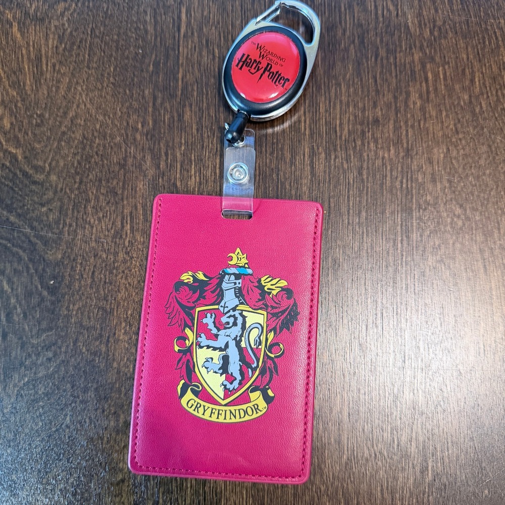 Universal Studios Harry Potter Gryffindor Retractable ID Badge Holder Red